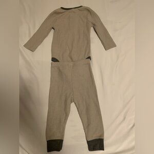 Cloud Island Kids Pajama Set in Cream and Gray